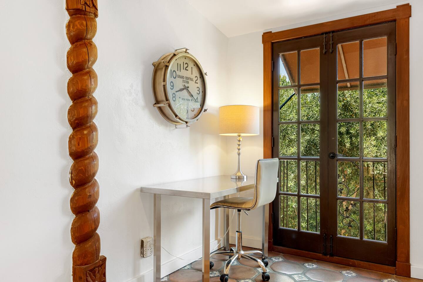 Fredonia Interior 7
