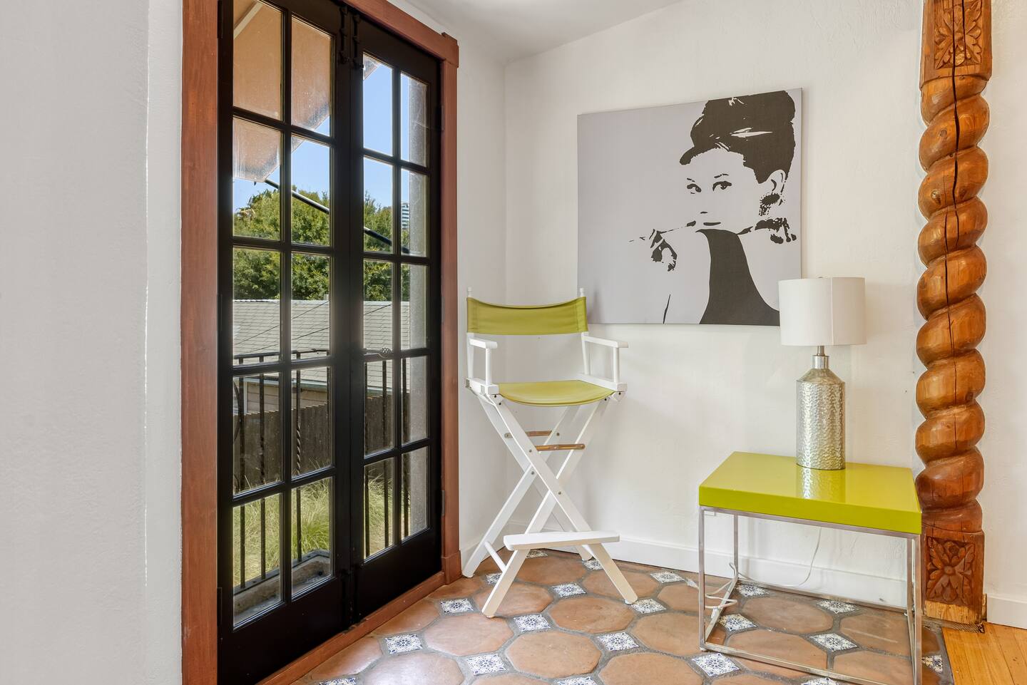 Living room space at KJNGDOM of Fredonia